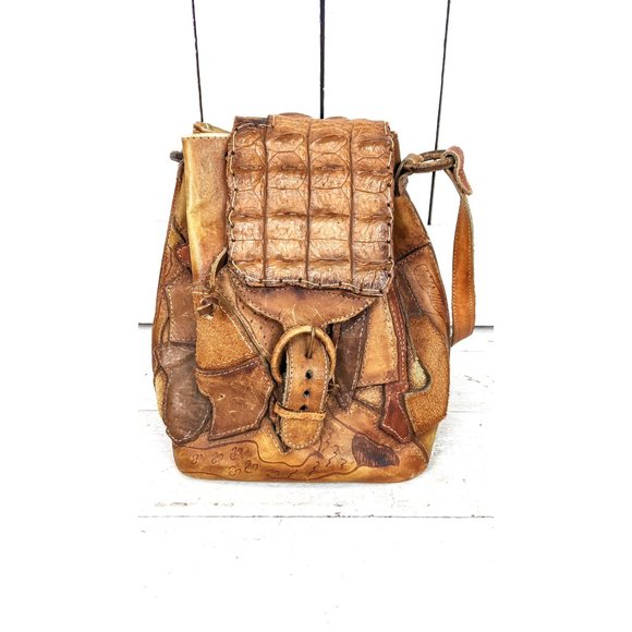70’s vintage brown tooled patchwork leather drawstring bucket bag shoulder purse - Picture 3 of 10